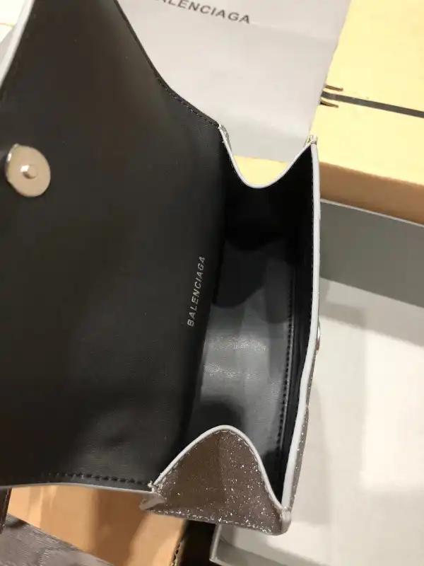 Bagsoffer yupoo BALENCIAGA HOURGLASS