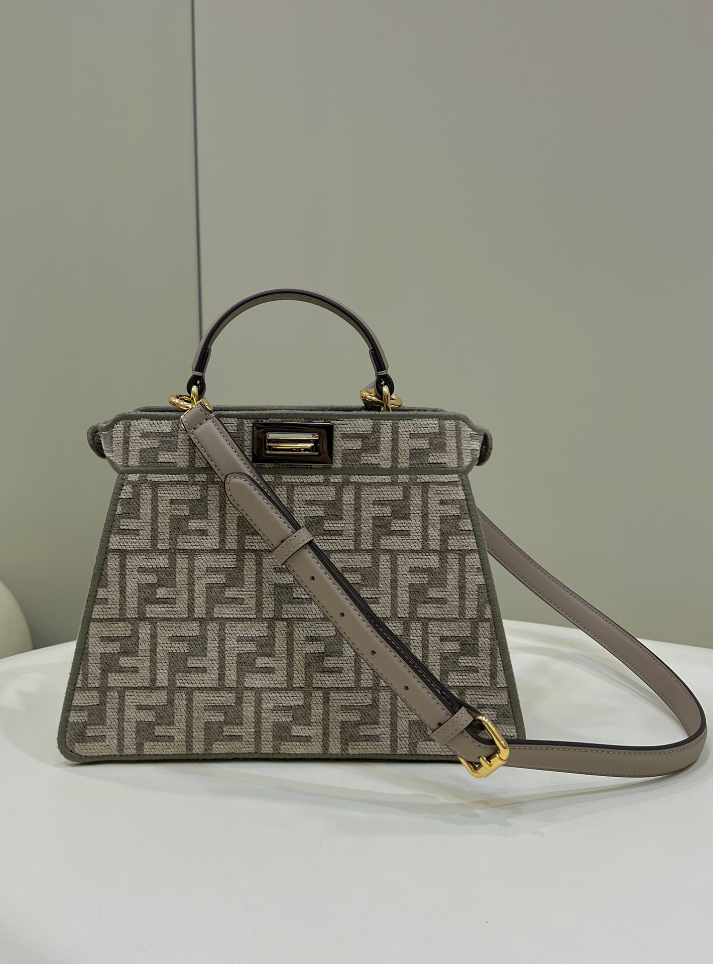 HOT SALE Fendi PeekabooISeeU-27x21x11CM