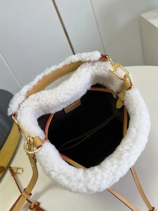 Cheap LOUIS VUITTON NÉONOÉ BB