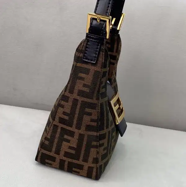 Bagsoffer FENDI VINTAGE BAG