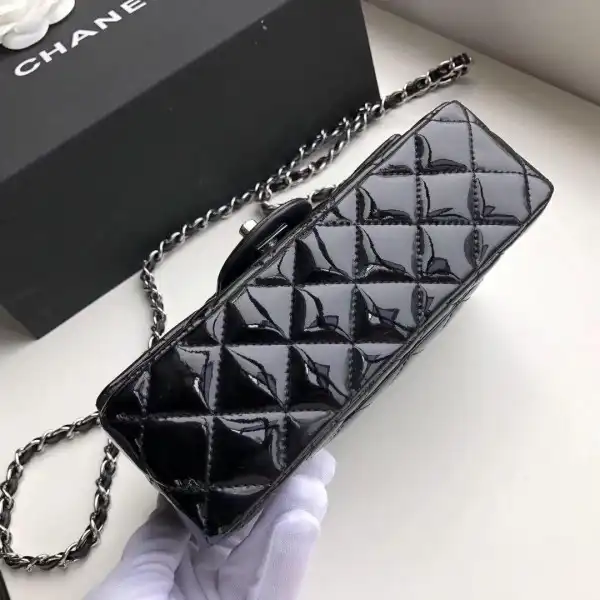 First Bag Ru CHANEL FLAP BAG 20CM