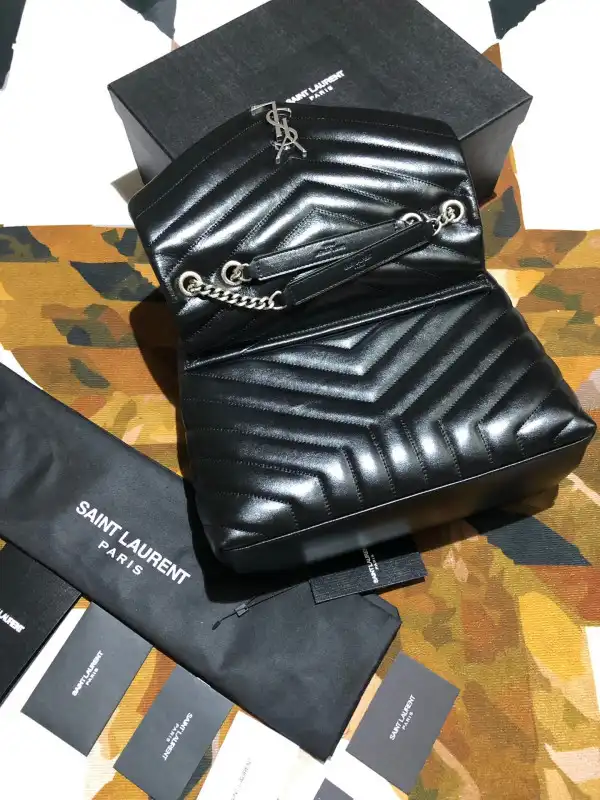 Rep ladies REP YSL LOULOU MEDIUM