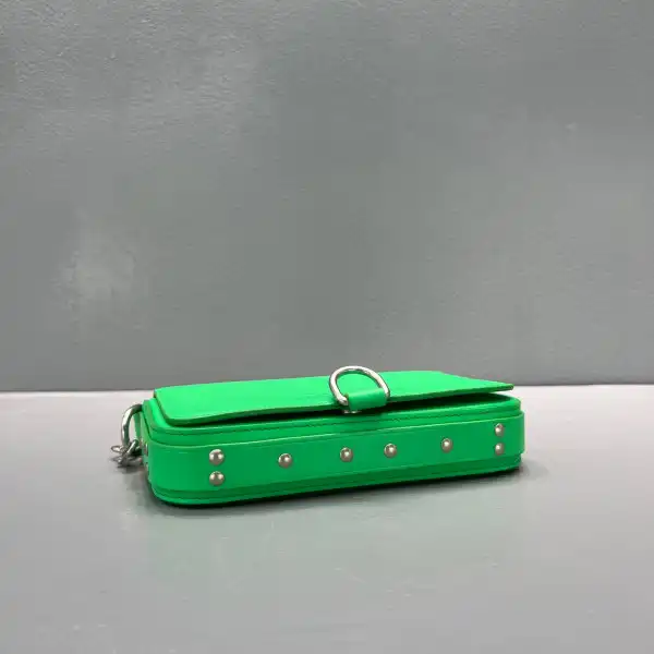 Yupoo bagsoffer BALENCIAGA BONDAGE WALLET WITH CHAIN