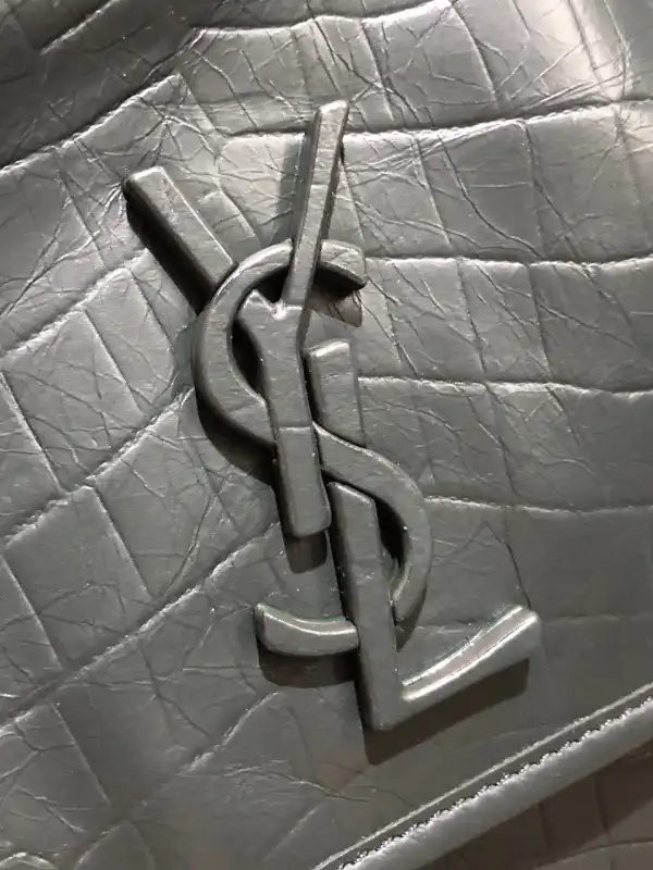 YSL NIKI MEDIUM