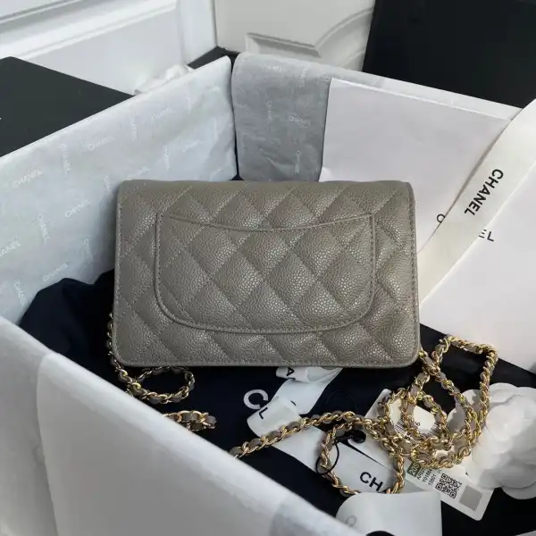 First bag ru CHANEL CHAIN WALLET CAVIAR NEW EDITION