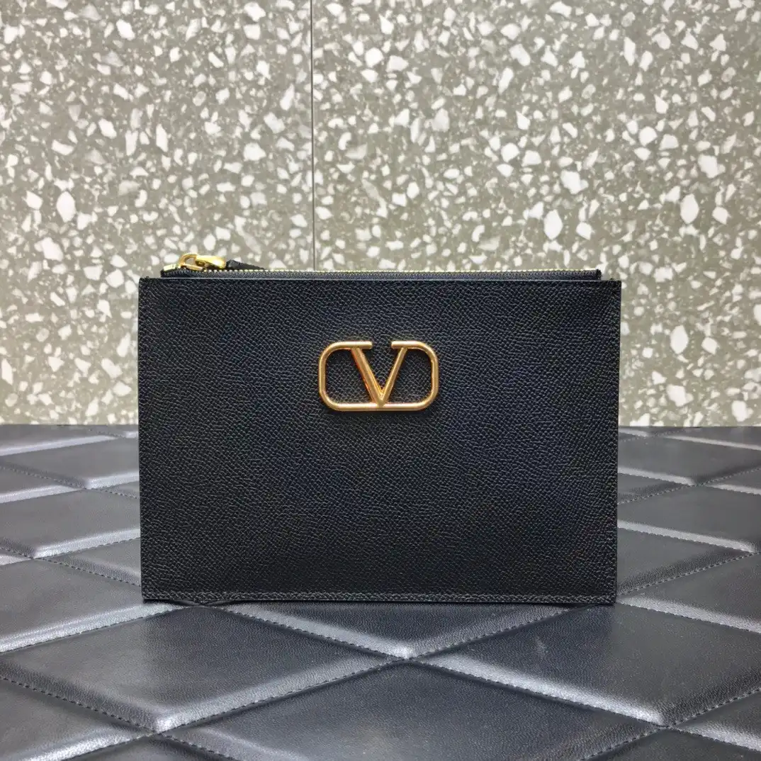 Frstbag ru VALENTINO VSLING CHANELUTCH