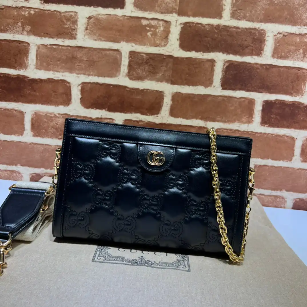 GUCCI GG matelassé leather shoulder bag