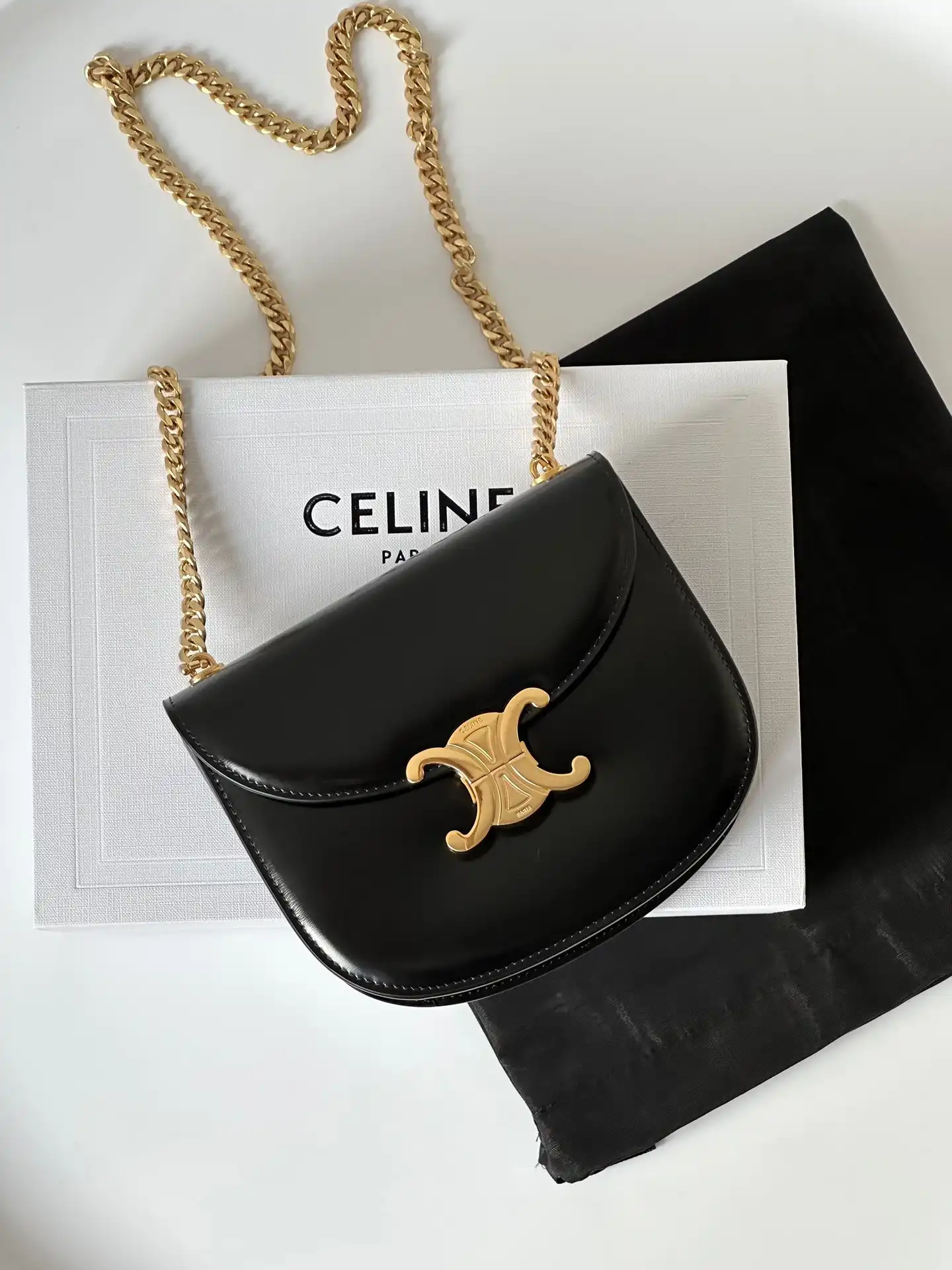 First bag ru CELIN* TEEN CHAIN BESACE TRIOMPHE