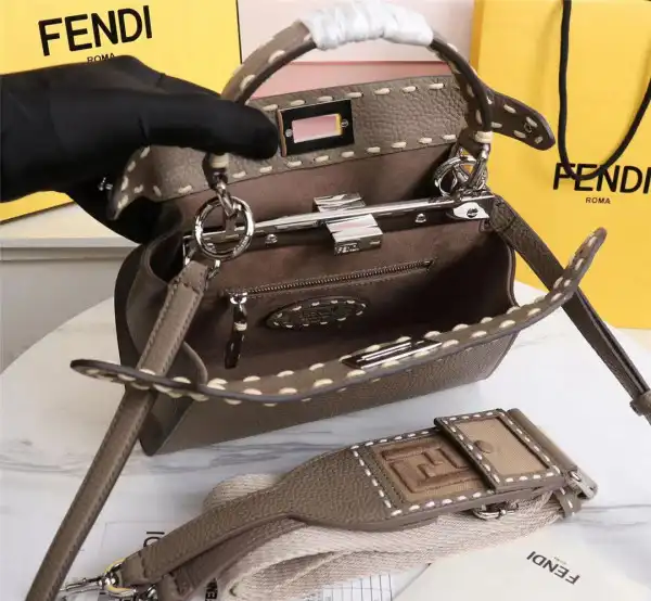 FENDI PEEKABOO MINI BAG-18-23-11cm