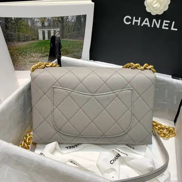 Firstbag Ru CHANEL FLAP BAG