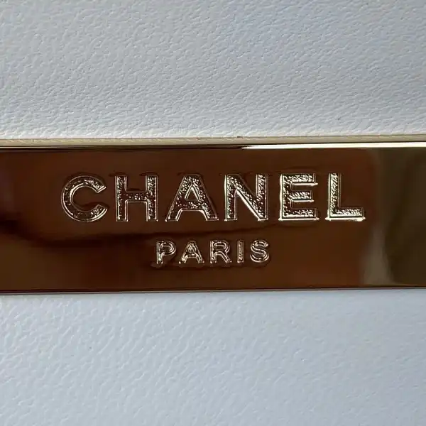 CHANEL WALLET