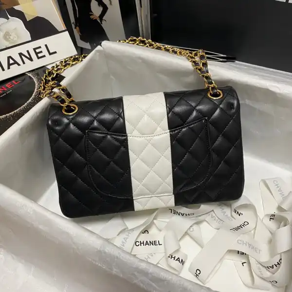 Firstbag Ru CHANEL CHANELASSIC HANDBAG