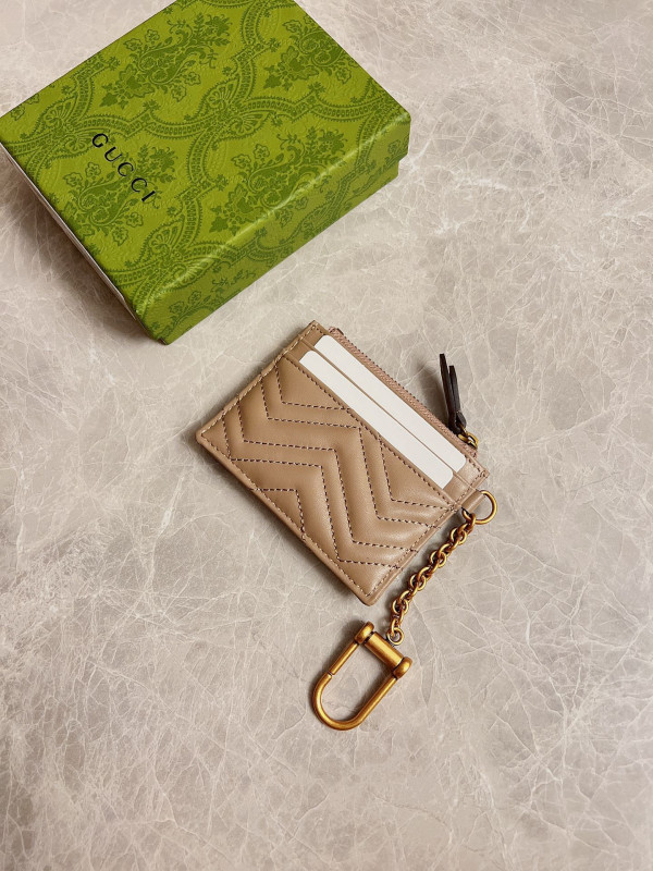 HOT SALE Gucci GG Marmont keychain wallet