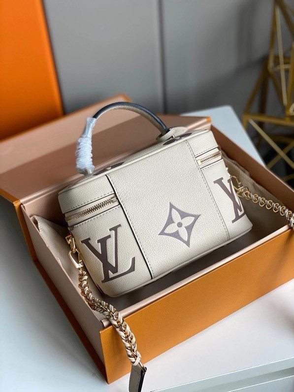 HOT SALE LOUIS VUITTON VANITY PM