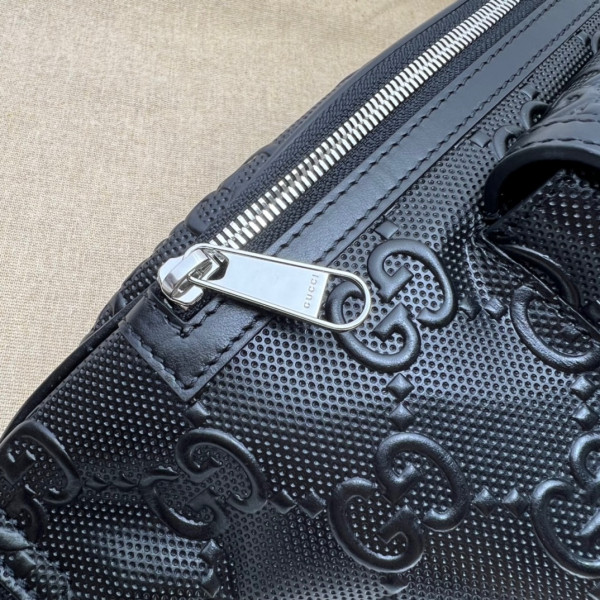 HOT SALE Gucci GG embossed belt bag