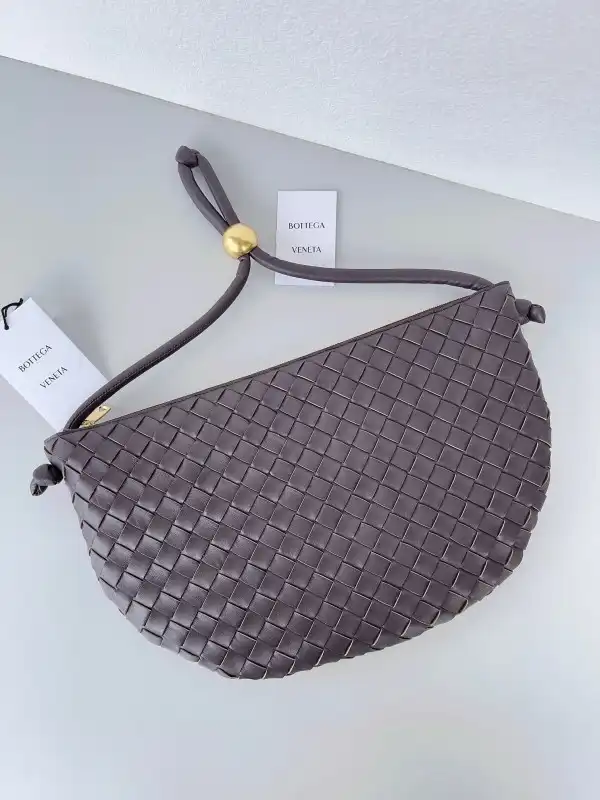 Frstbag ru BOTTEGA VENETA Turn