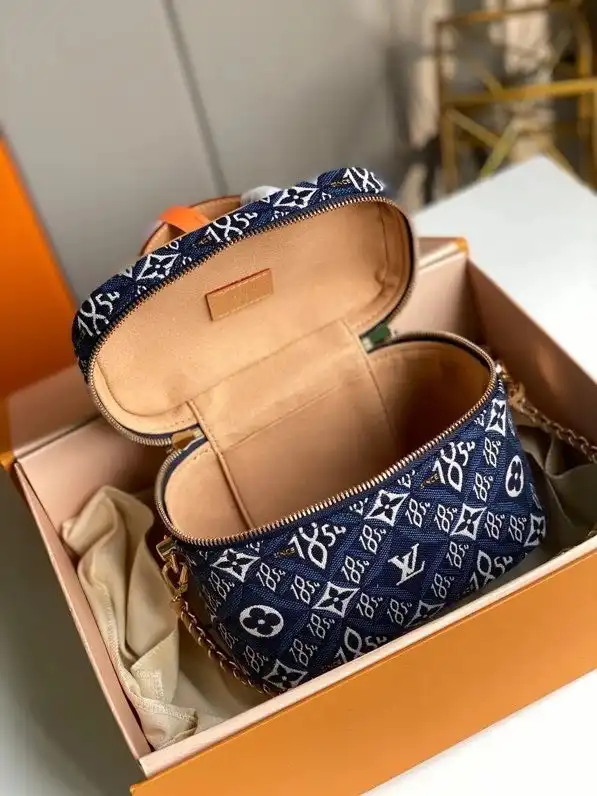 Aaa replica ru LOUIS VUITTON SINCE 1854 VANITY PM