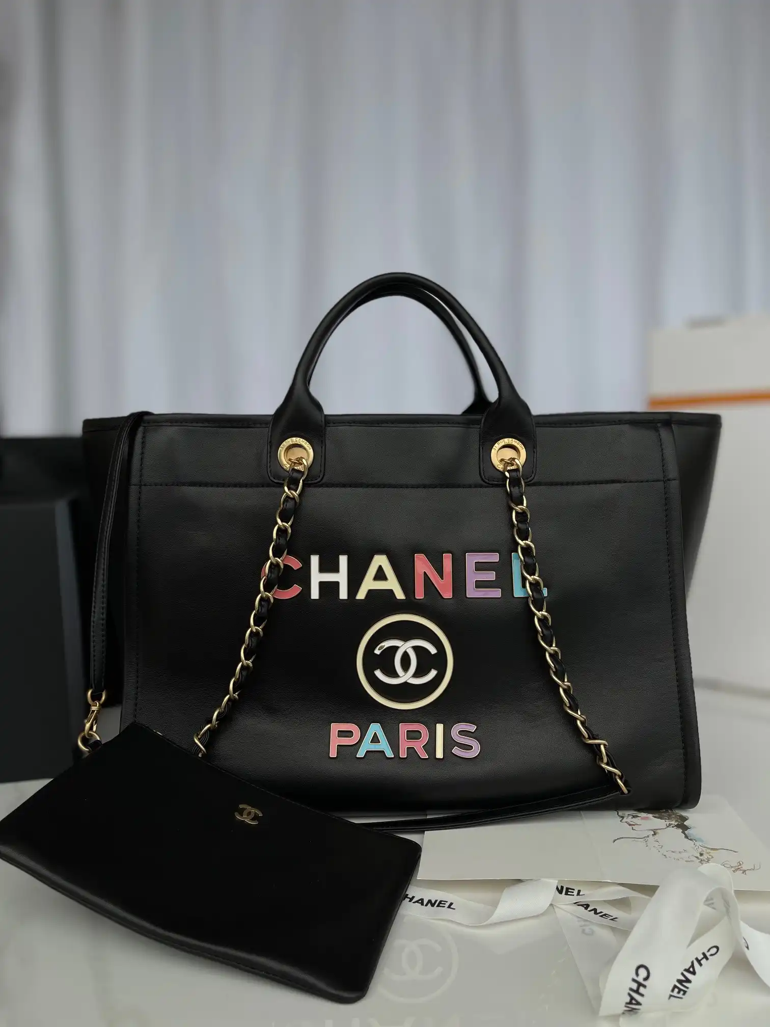 CHANEL LARGE TOTE