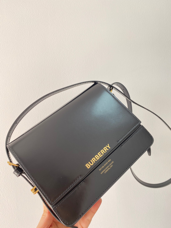 HOT SALE BURBERRY Small Leather Grace Bag