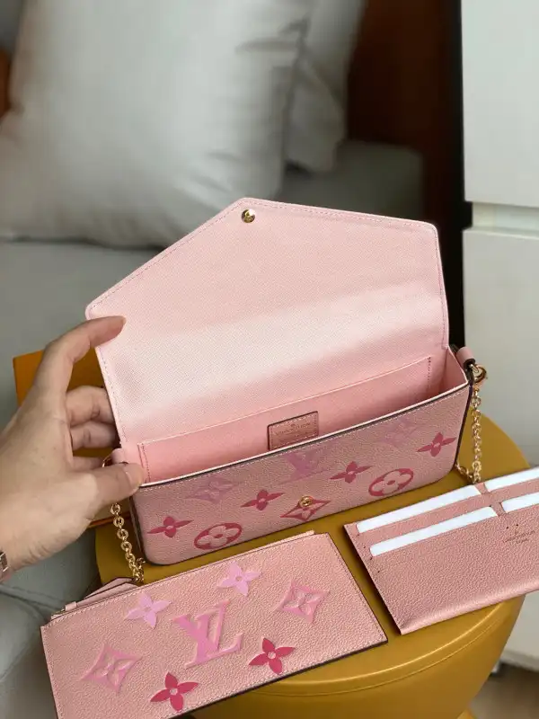 LOUIS VUITTON FÉLICIE POCHETTE