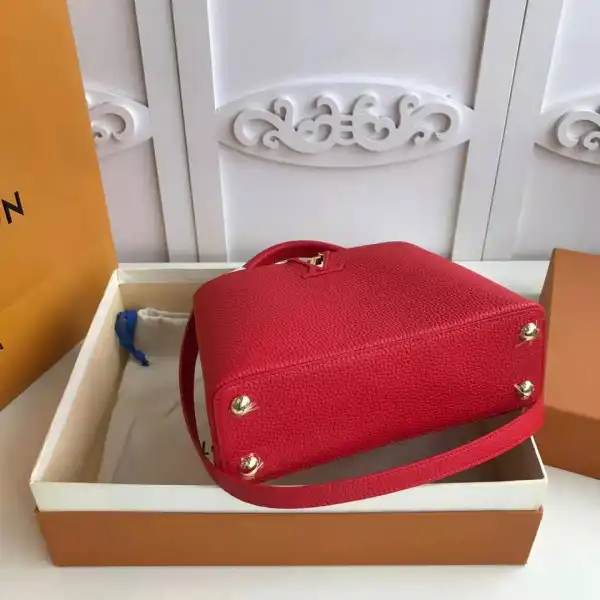 LOUIS VUITTON CAPUCINES BB