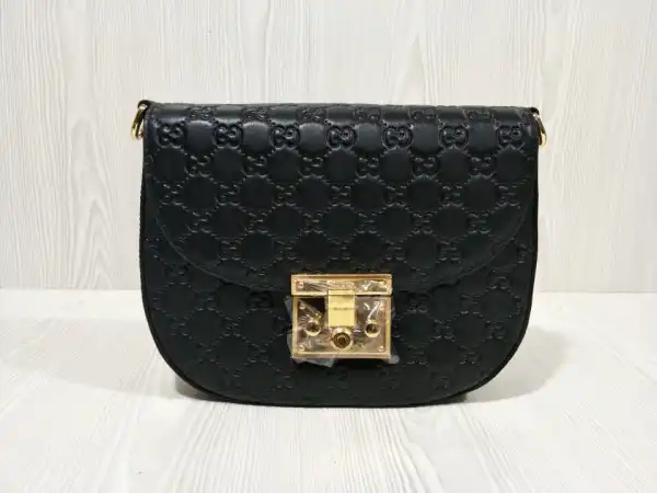 Yupoo bagsoffer Gucci Padlock