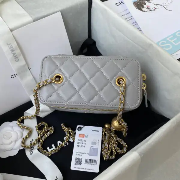 Frstbag ru CHANEL CHANELUTCH WITH CHAIN