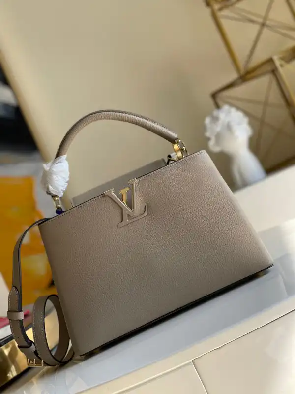 Rep LOUIS VUITTON CAPUCINES MM