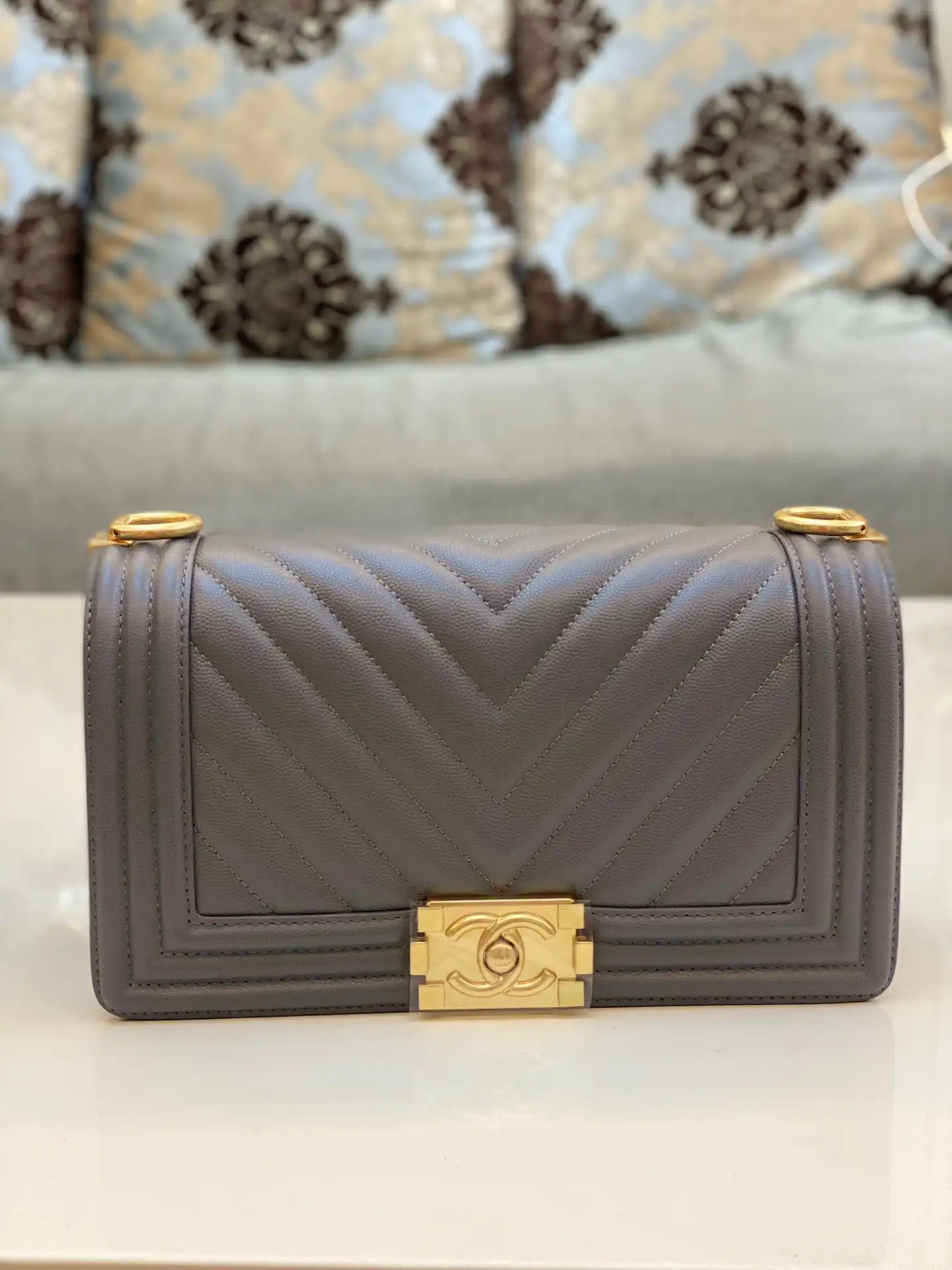 CHANEL BOY BAG 25CM