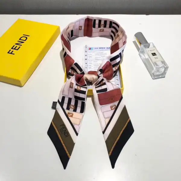 FENDI BANDEAU