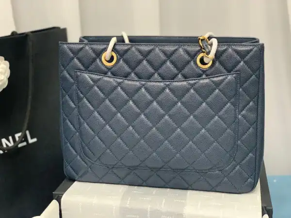 CHANEL TOTE BAG