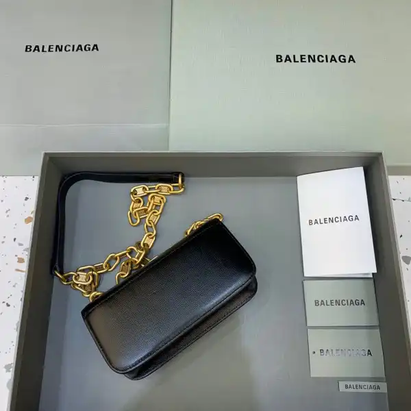 Bagsoffer BALENCIAGA WOMEN'S GOSSIP