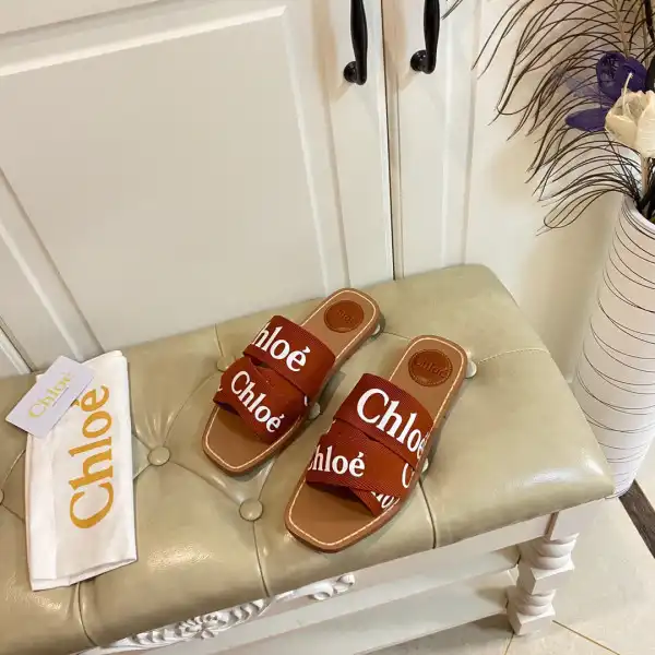 CHLOÉ woody flat mule