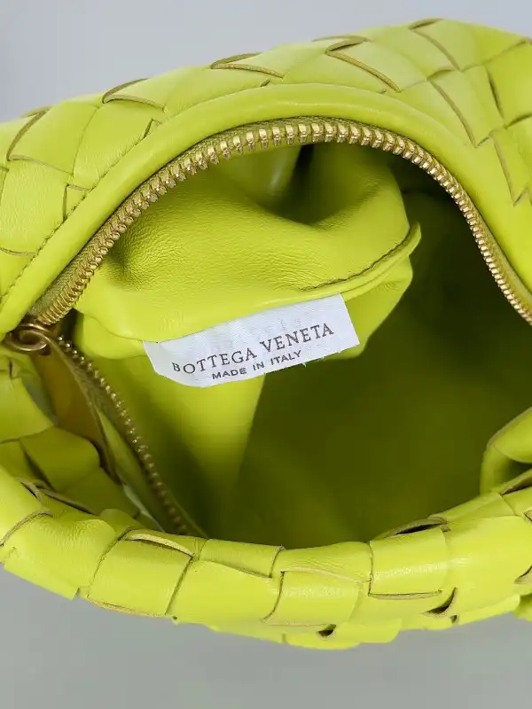 BOTTEGA VENETA MINI JODIE