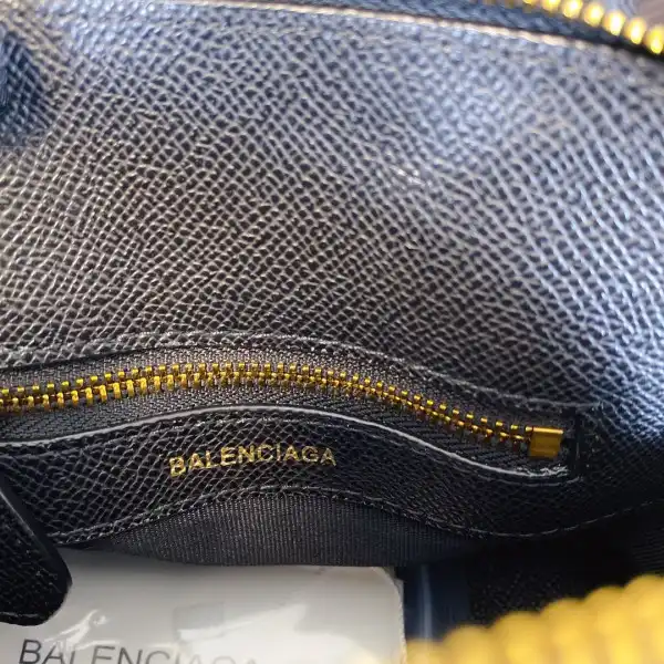 BALENCIAGA VILLE TOP HANDLE XXS