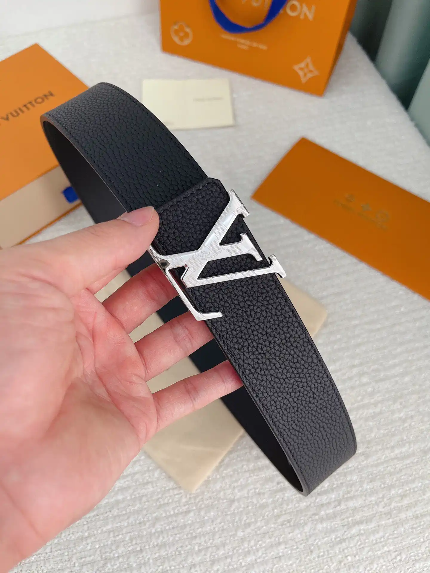 LOUIS VUITTON BELT