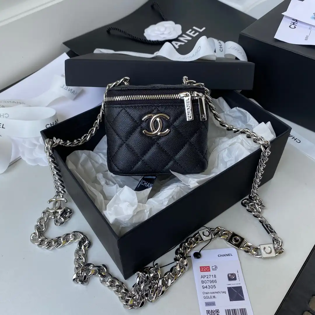 First Bag Ru CHANEL VANITY CASE