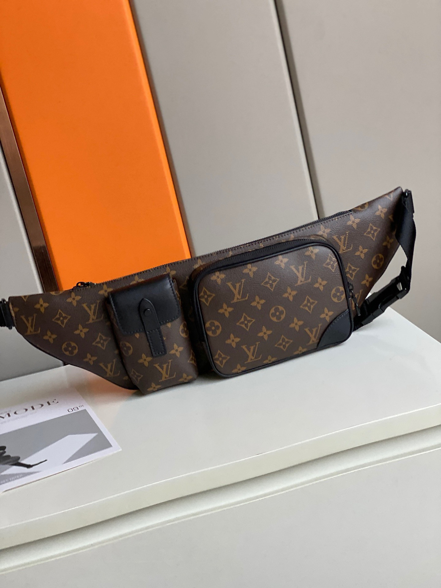 HOT SALE LOUIS VUITTON CHRISTOPHER BUMBAG