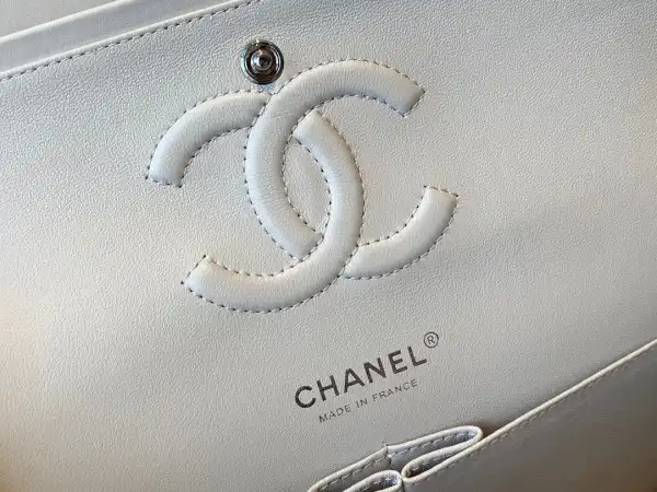 CHANEL FLAP BAG LAMBSKIN