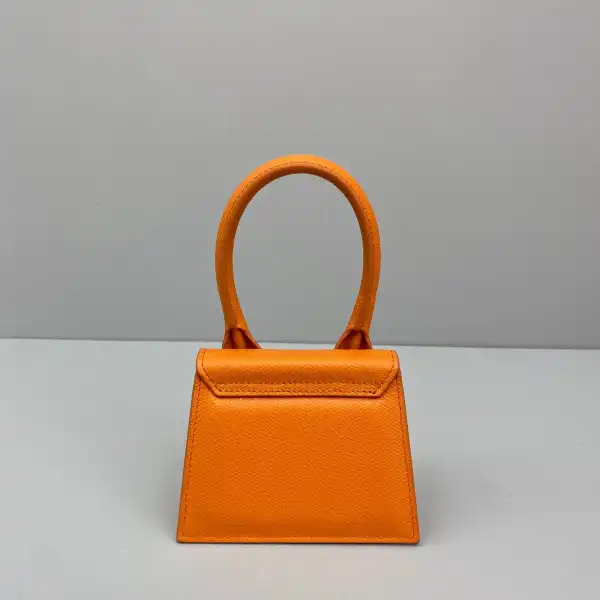 First bag ru JACQUEMUS Le Chiquito Mini Bag