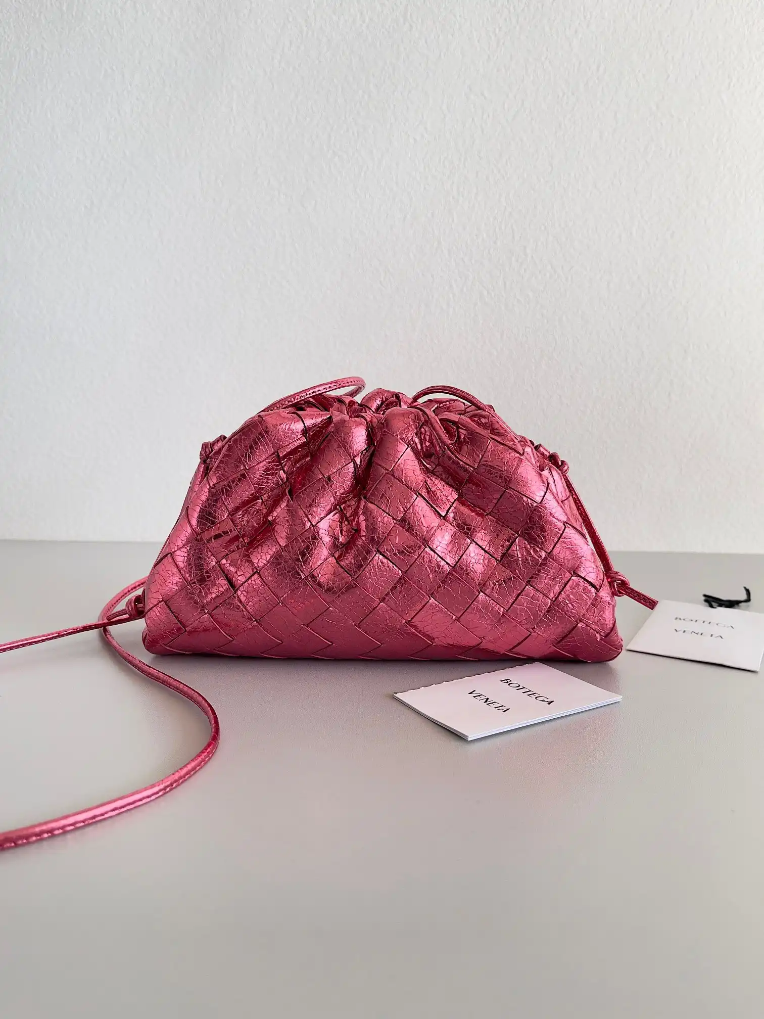 First Bag Ru BOTTEGA VENETA MINI POUCH