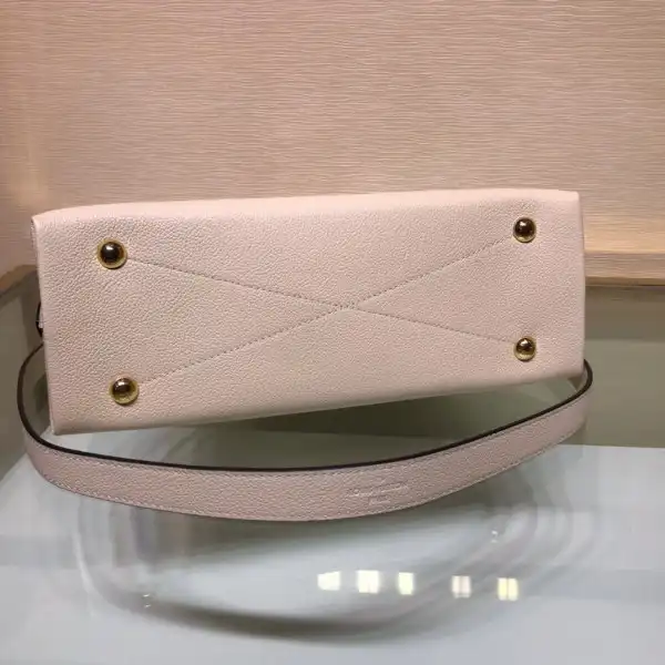 LOUIS VUITTON EXCHANELUSIVE PRELAUNCH - NEO ALMA PM