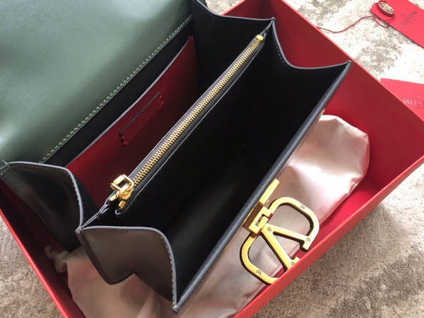 [FREE SHIPPING] VALENTINO GARAVANI VSLING SHINY CALFSKIN SHOULDER BAG