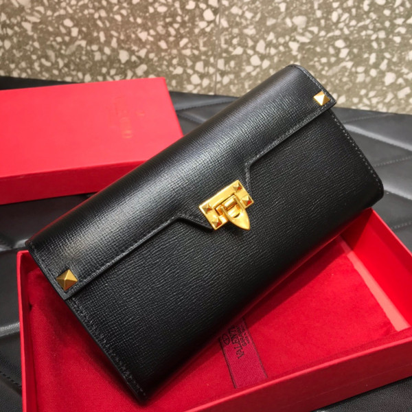 HOT SALE VALENTINO ROCKSTUD WALLET