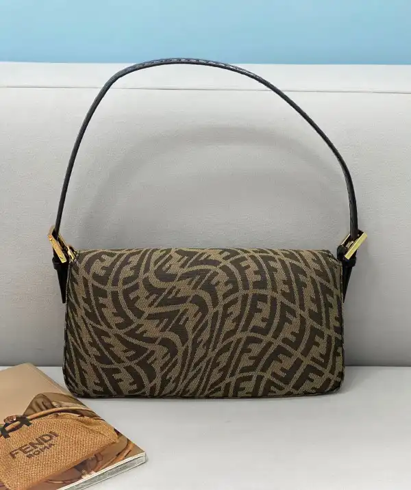 Yupoo bagsoffer FENDI BAGUETTE 1997