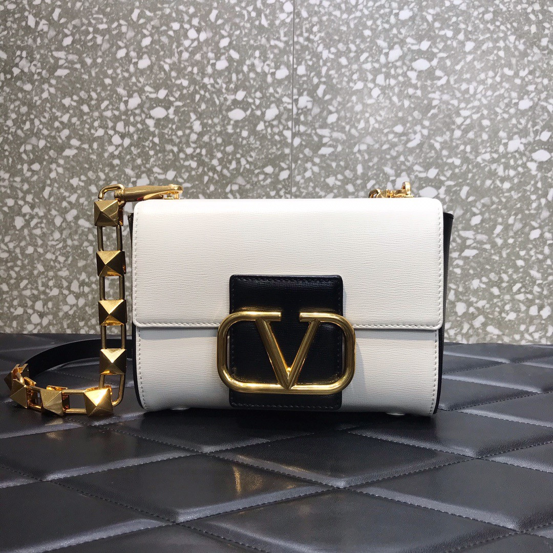 HOT SALE Valentino STUD SIGN SHOULDER BAG