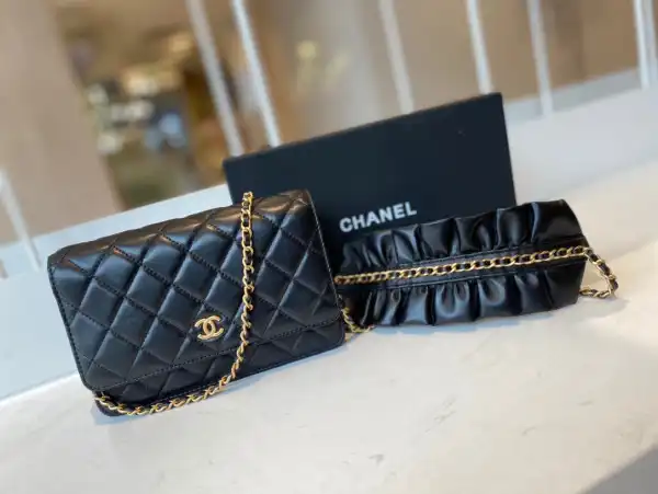 Affordable CL CHAIN WALLET