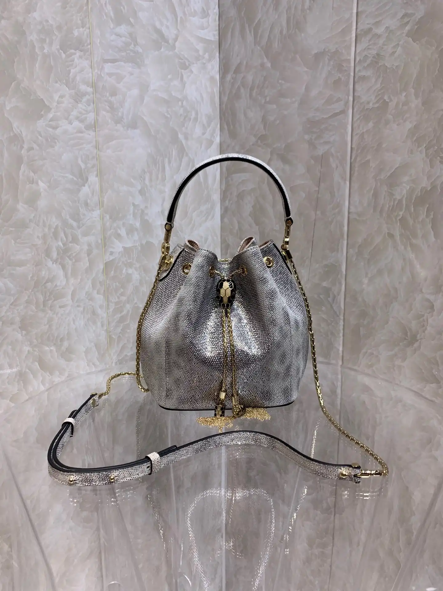 First Bag Ru BVLGARI SERPENTI FOREVER BUCKET BAG