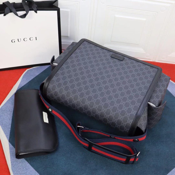 HOT SALE GUCCI GG Supreme diaper bag