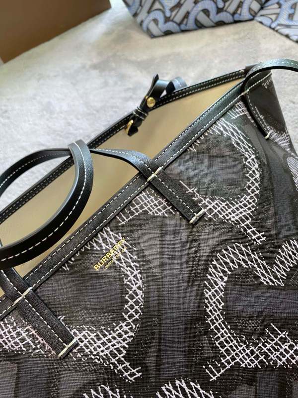 HOT SALE BURBERRY TOTE